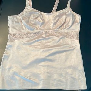 Ruby Ribbon Lace Cami in Pale